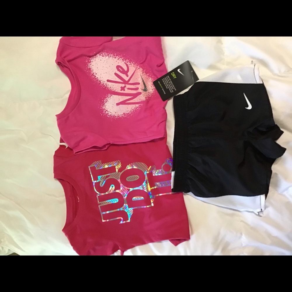 Nike shirts and shorts size girl 3t; NWT
